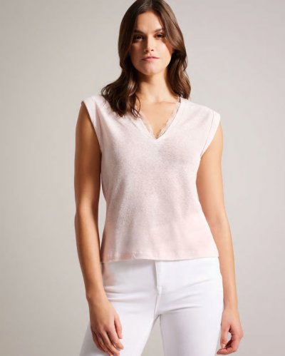 Effiy V-Neck Vest With Lace Neckline